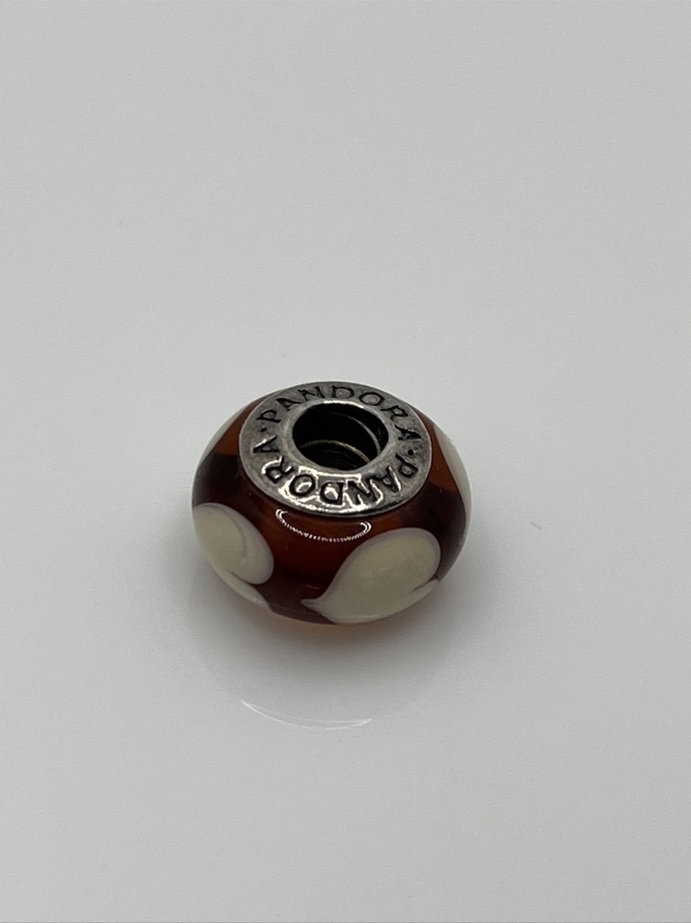 PANDORA RETIRED ORANGE MURANO GLASS BEAD W/ WHITE HEARTS CHARM .925